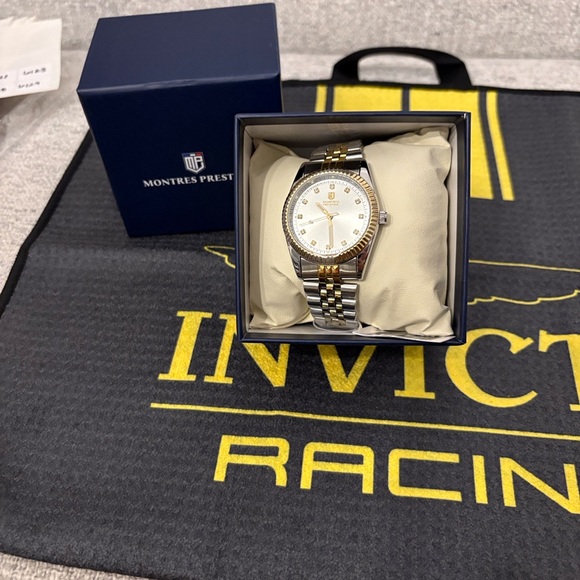 Invicta Silver and Gold Men's Watch Montreal Prestige Men’s 38mm Gold/steel - Picture 1 of 7